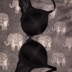 Victoria's Secret Intimates & Sleepwear - Dream Angels. Black. Push Up. Victoria's Secret Intimates & Sleepwear - Dream Angels. Black. Push Up.